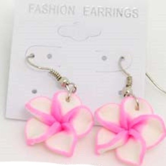Jewelry - Pink earrings Plumeria earrings.🌸